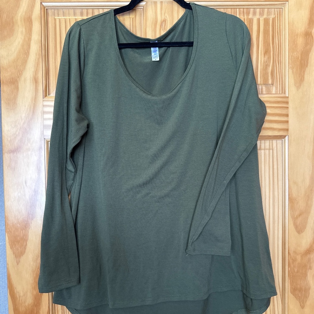Lularoe Long Sleeve Shirt Size  XL